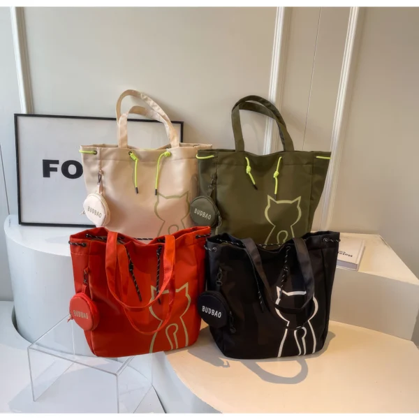 Minimalist Cat Tote – Waterproof & Spacious with Kawaii Detail